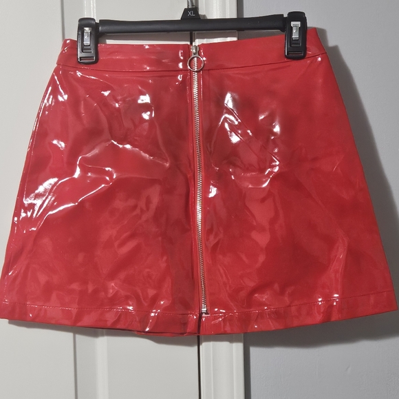 Ivivi zip thru skirt - Picture 1 of 4